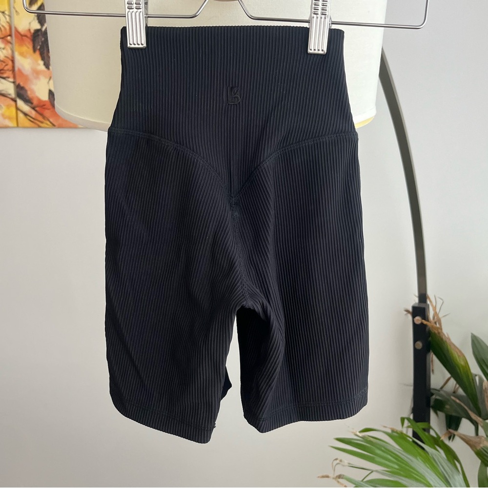NWT BuffBunny Material Girl Ribbed Short - Picture 5 of 5
